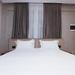 Residence Inn Hotel 4* تيرانا