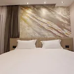 Residence Inn Hotel فندق تيرانا