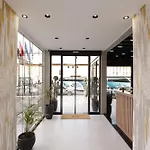 فندق Residence Inn Hotel