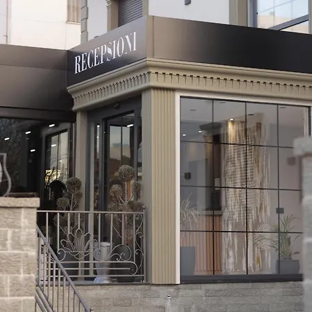 Residence Inn Hotel 호텔