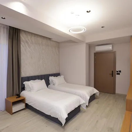 Residence Inn Hotel 4*