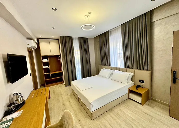Residence Inn Hotel 호텔 티라나