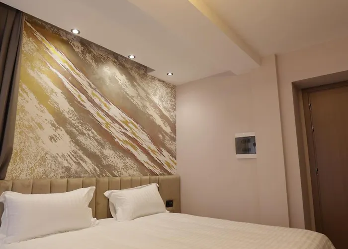 Residence Inn Hotel 티라나