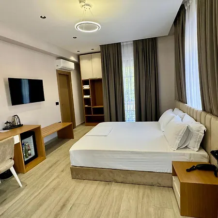 Residence Inn Hotel 4* Tirana