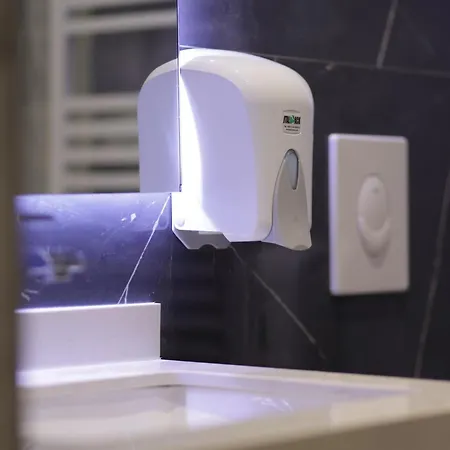 Hotell Residence Inn Hotel Tirana