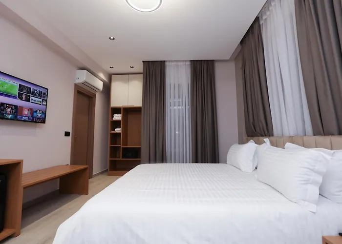 Residence Inn Hotel 酒店 地拉那