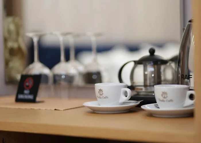 Residence Inn Hotel 酒店 地拉那