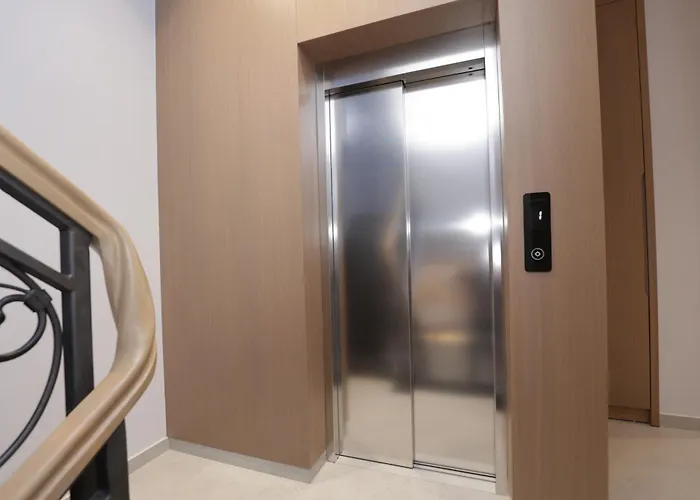 Residence Inn Hotel 酒店