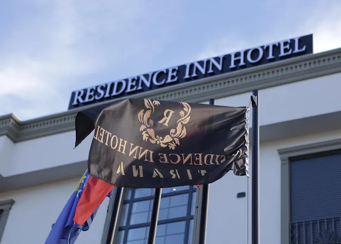 Residence Inn Hotel 地拉那